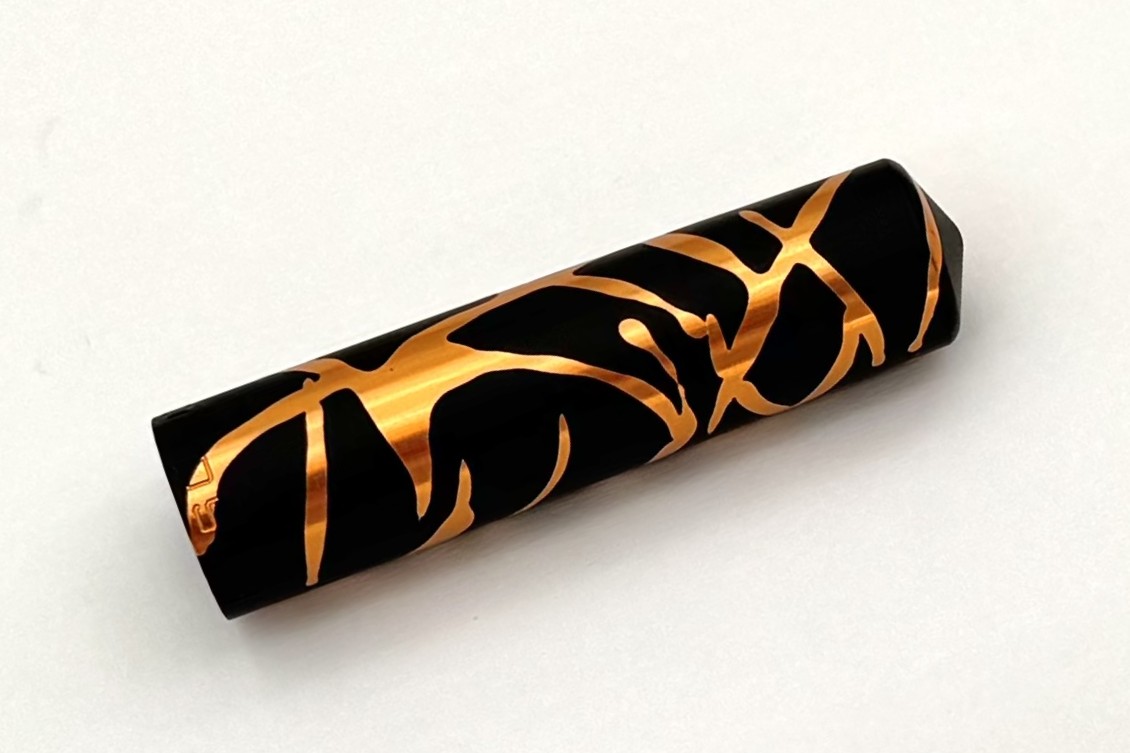 SchonDSGNAnodizedAluminumFullSized3DPinkMatteandGlossFP_F